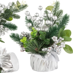 Ziemassvētku galda dekorācija