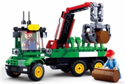 Sluban Ferma Traktors ar piekabi baļķiem