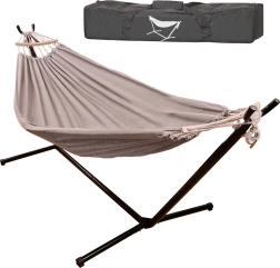 Dārza šūpuļtīkls ar statīvu un koka izkliedētāju