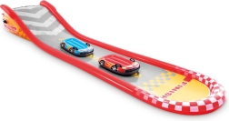 Uzpūšama sacīkšu trase ar slidkalniņu un peldmatračiem