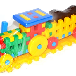 Plastmasas konstruktors – traktors