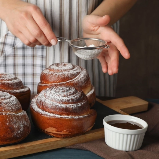 Universāls palīgs cepšanai un gatavošanai