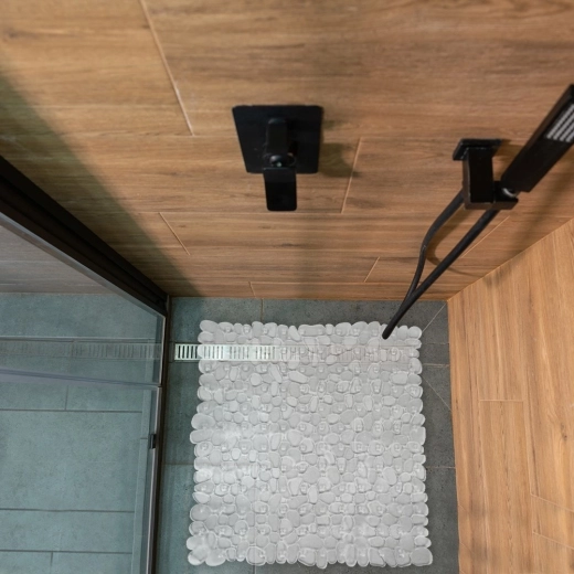 Universāls izskats, kas sader ar jebkuru vannas istabu