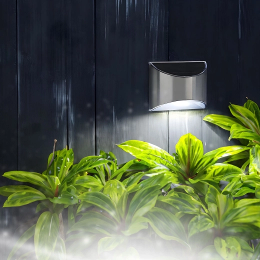 Saules enerģijas sienas LED lampa ar 4 SMD LED