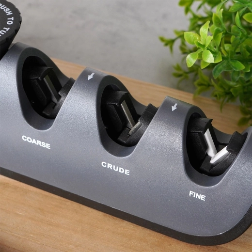 Četras asināšanas zonas, ieskaitot dimanta zonu šķērēm