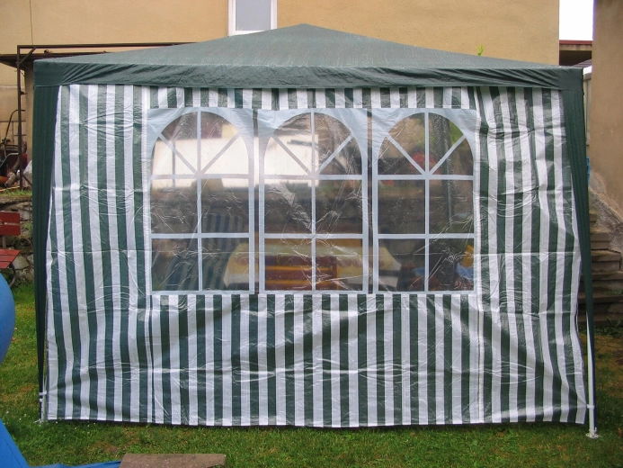 Ideāls izmērs 3 × 3 m lapenēm