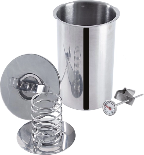 Integrated temperature monitoring for safe cooking