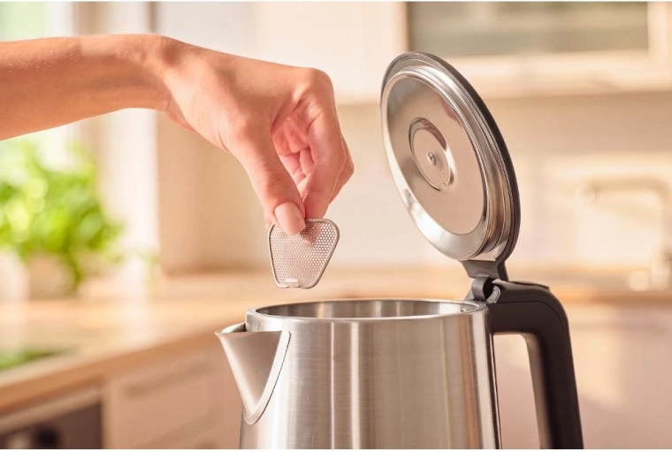 Washable limescale filter