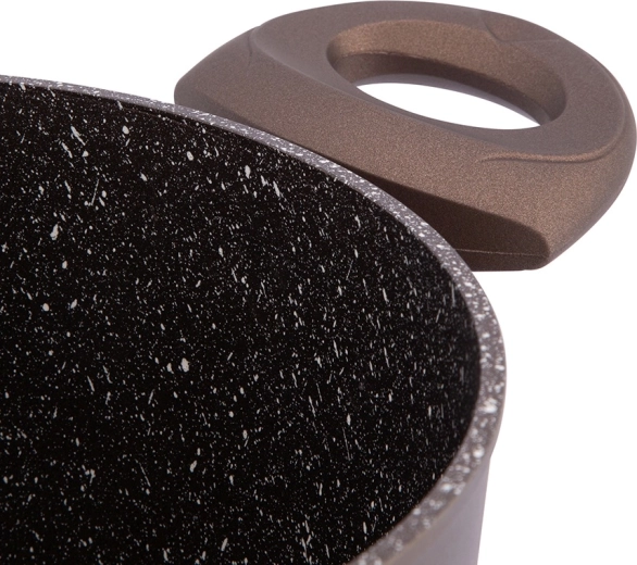 Two-layer non-stick surface resistant to scratching