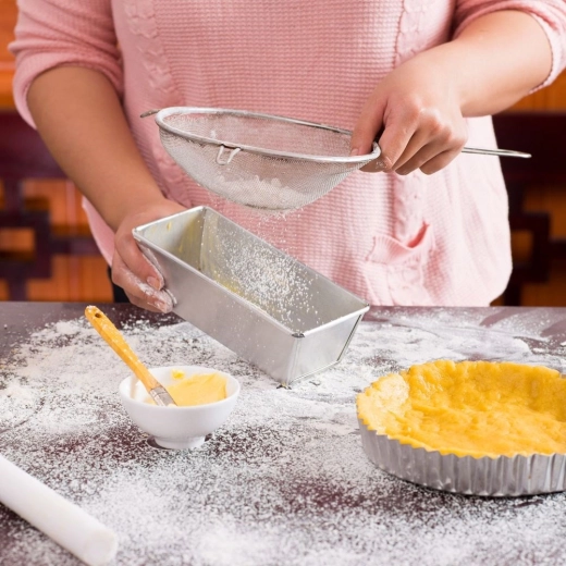 Universāls palīgs gan cepšanai, gan vārīšanai