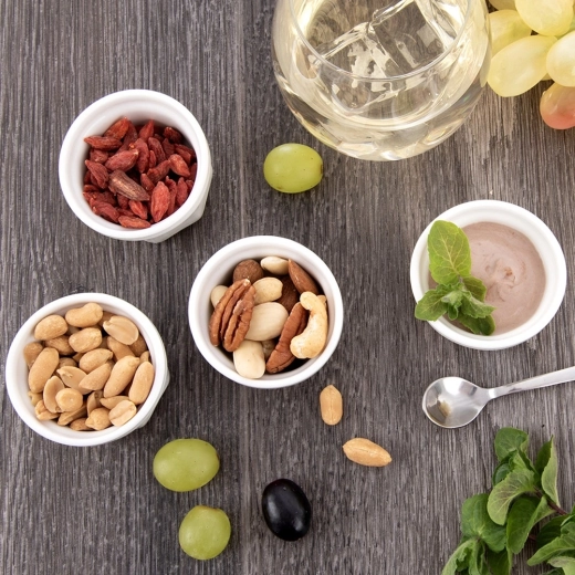 Ideāli uzkodām un mērcītēm