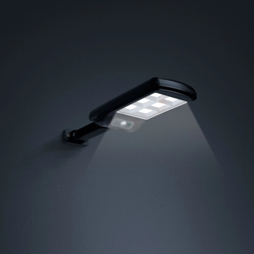 Saules enerģijas sienas prožektors ar kustības sensoru un 6 COB LED