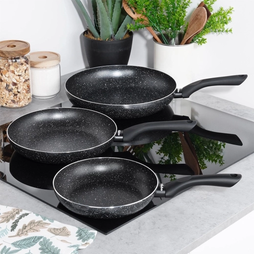 Universālas visiem plīts veidiem