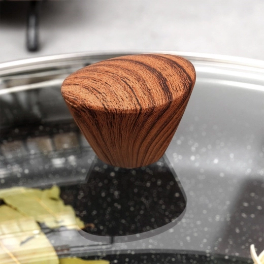 Ērts rokturis ar koka izskatu un tvaika ventilācija