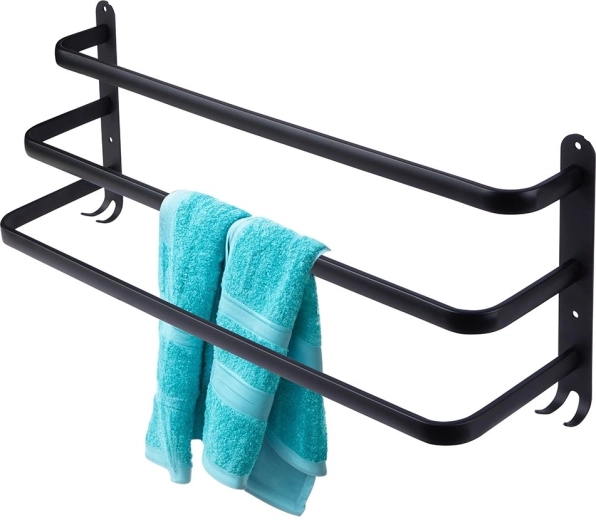 Three bars and four hooks for maximum organization