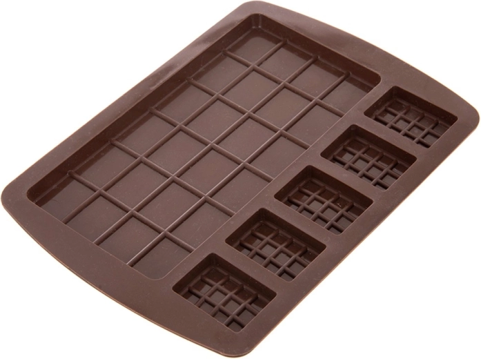 Safe for oven, microwave, fridge, and freezer