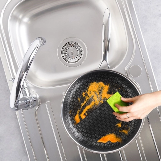 Easy cleaning and long lifespan