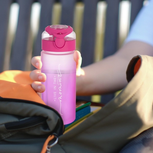 Cap for comfortable use on the go