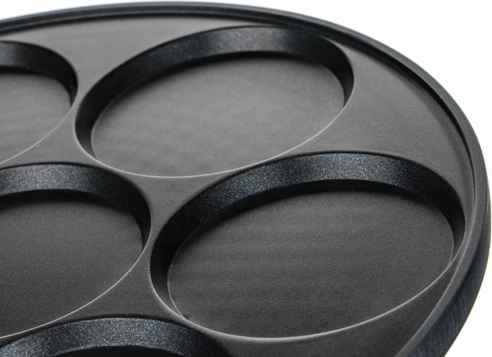 Non-stick surface for low-fat cooking