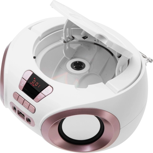 Music from CD and USB in one