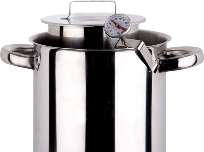 Izturīga nerūsējošā tērauda konstrukcija