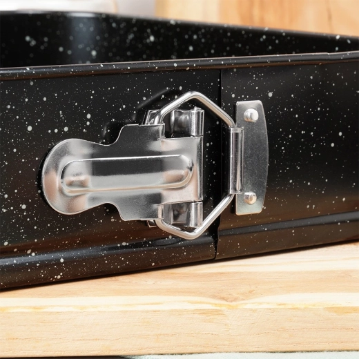 Viegla izņemšana pateicoties atveramām malām