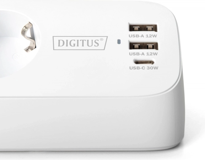 Fast charging via USB‑C and USB‑A