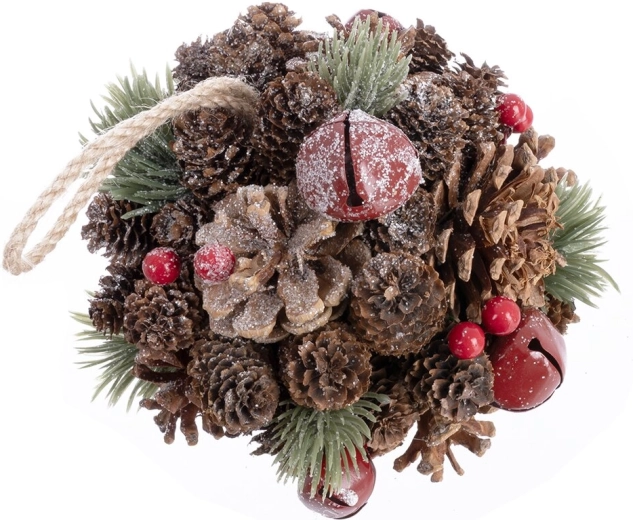 Winter “snow-dusted” effect for a festive atmosphere