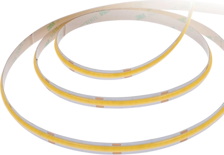 Continuous COB light in warm white