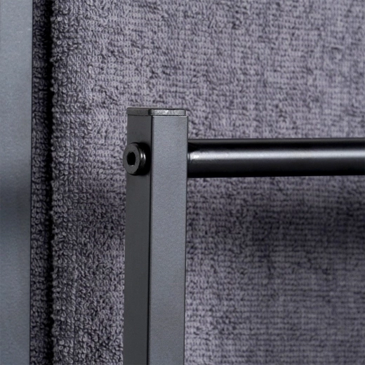 Izturīga metāla konstrukcija ar matētu virsmu