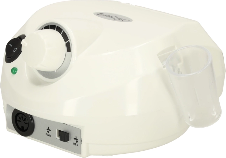 Jaudīgs motors un vienmērīga regulācija līdz 35 000 RPM