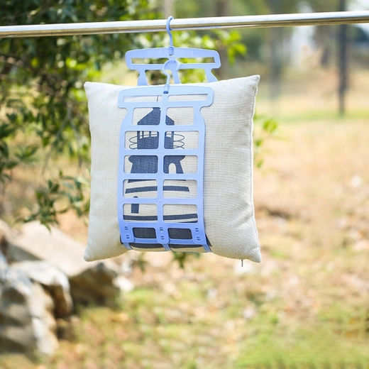 Multifunctional hanging pillow dryer – blue