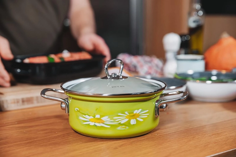 Induction-compatible and dishwasher safe