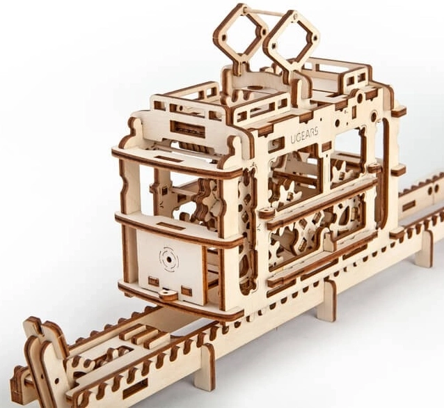 Ugears kabīņu vagoniņš ar trasi – 3D koka mehāniska puzle