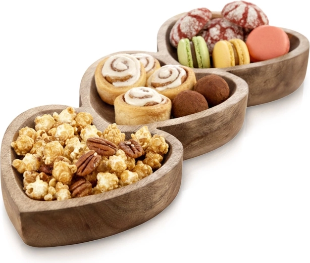 Koka servējamais šķīvis uzkodām no mango koka – sirds, 40 × 16 cm