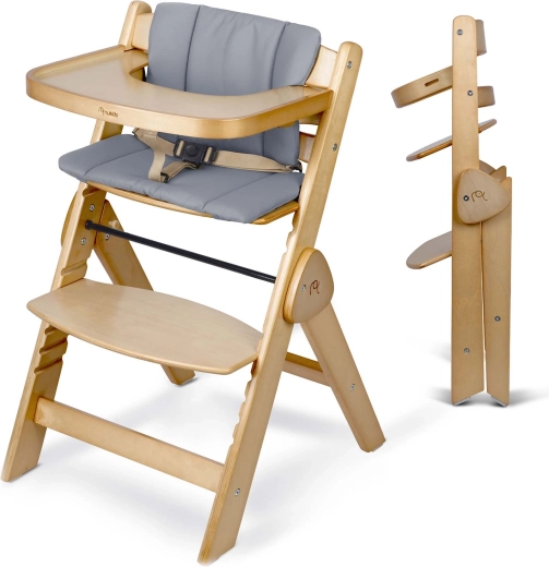 Foldable wooden construction saves space