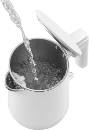 Easy filling and cleaner water