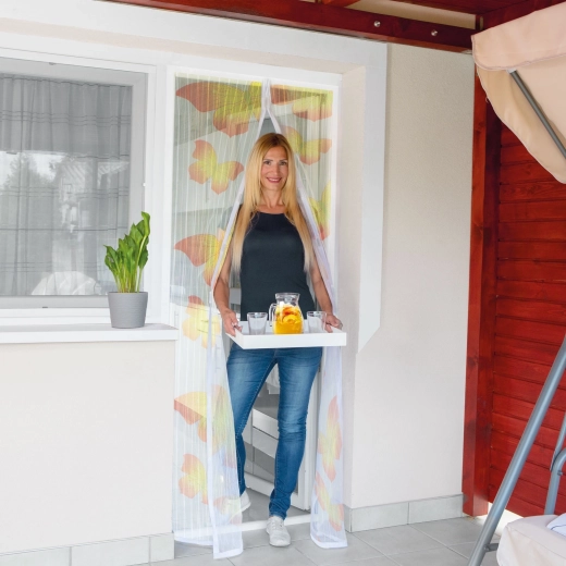 Insect protection with airflow