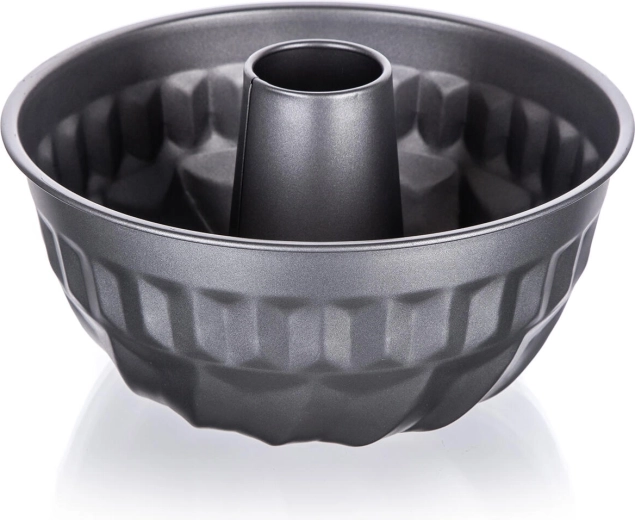 Even baking thanks to carbon steel