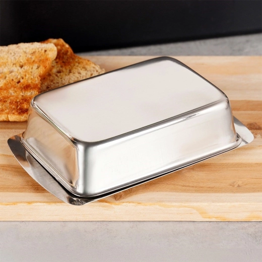 Eleganta pasniegšana uz galda