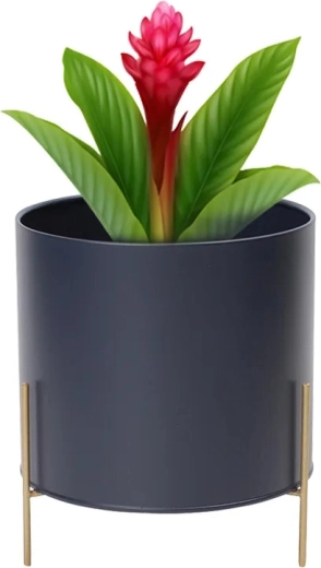 Metal planter cover in garnet (dark blue) with gold stand, 20 cm