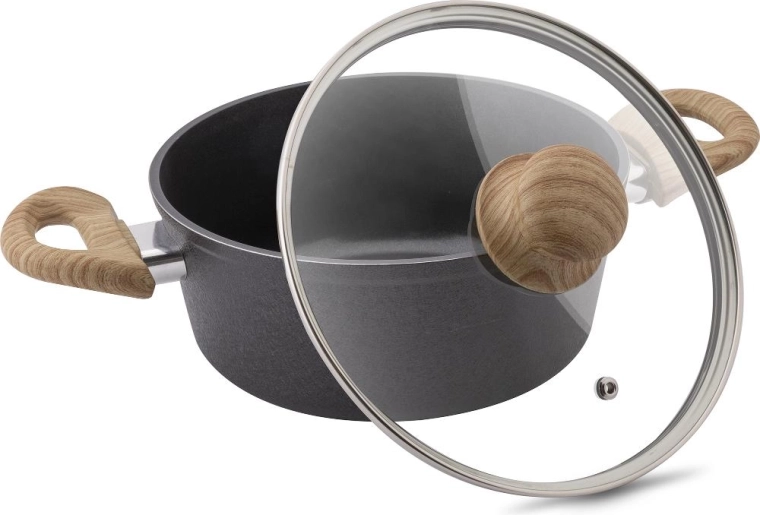 Comfortable wood-look handles