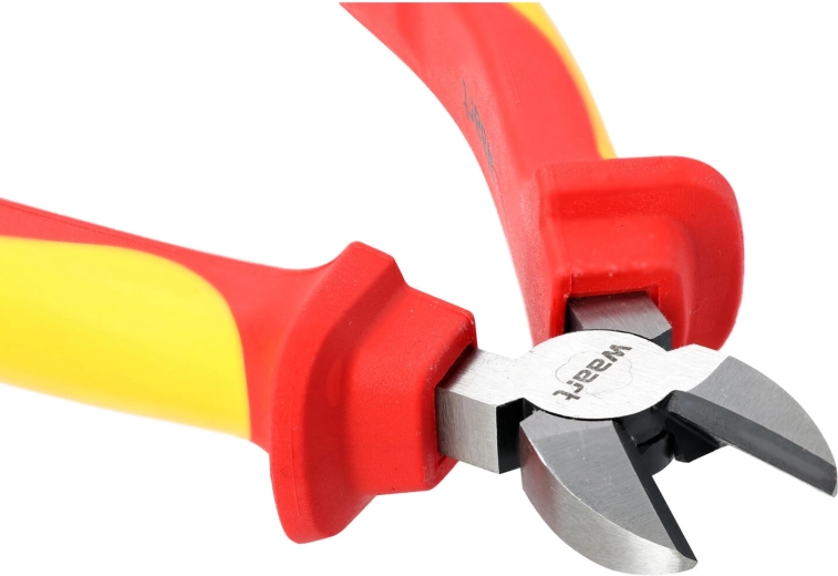 Precise cutting thanks to hardened edges 58–62 HRC