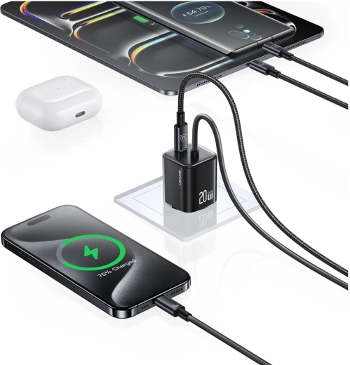 Charge two devices at the same time (2× USB‑C)