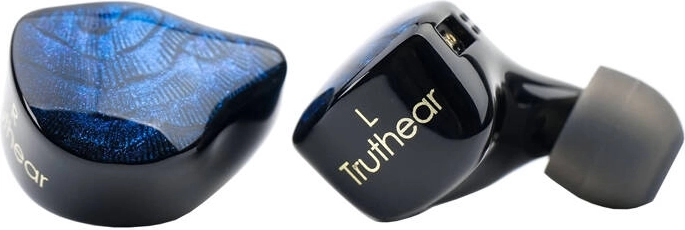 Hybrid 5-driver design for maximum detail