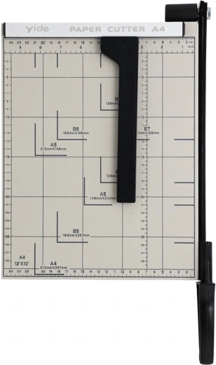 Izturīga metāla konstrukcija ar nerūsējoša tērauda asmeni