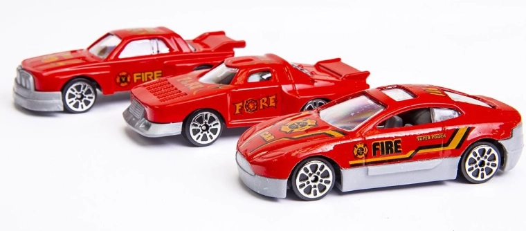 3 toy cars in the package