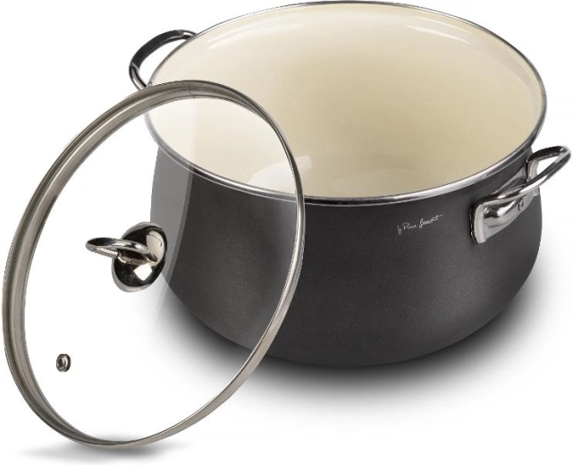 Thick base and excellent heat retention