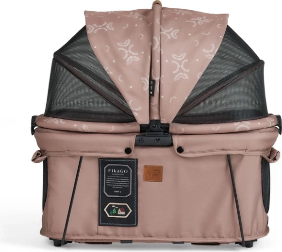Breathable mesh panels and cover for calm