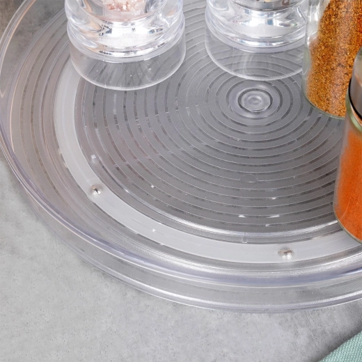 Caurspīdīgs materiāls perfektam pārskatam